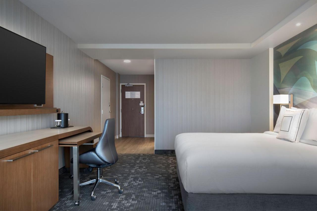 Courtyard By Marriott Nanaimo Hotel ภายนอก รูปภาพ